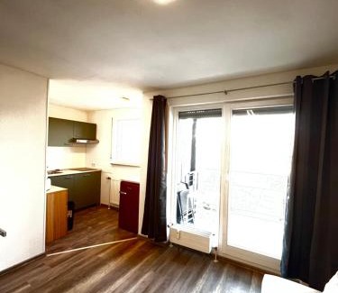 Metzingen Apartment | Outletcity Apartment Ferienwohnung Metzingen