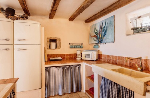 Zavala Villa | Outstanding Hvar Villa | 4 Bedrooms | Villa Dvori Pogled | Tennis Court |.
