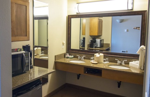 Yachats Hotel | Overleaf Lodge