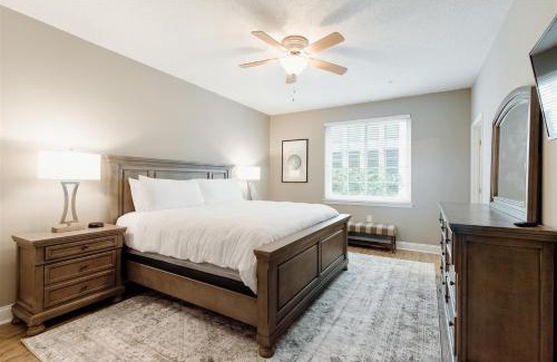 Greenville Downtown House | Overlook Downtown GVL!