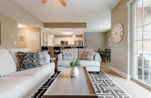 Greenville Downtown House | Overlook Downtown GVL!