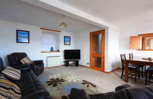 Avoch House | Overlooking Avoch harbour and the Moray Firth. Spot dolphins from the kitchen.