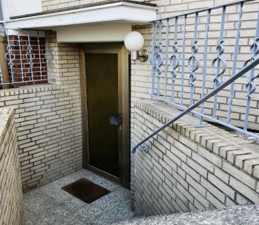 Misburg - Nord Apartment | OVERNIGHT No2 - Studio, Küche, Netflix