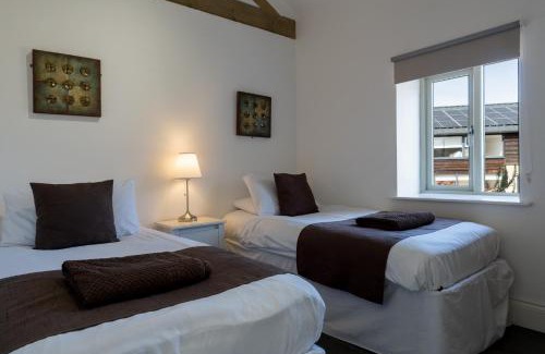 Towcester House | Owls Hoot at Tove Valley Cottages