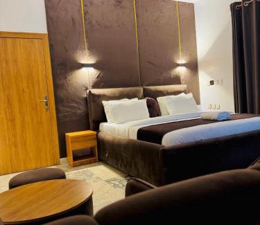 Yenagoa Hotel | Oxbow Lake Hotel