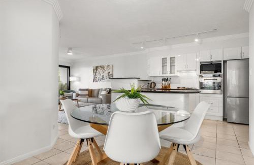New Farm Apartment | Oxlade Luxury Riverfront Apartments