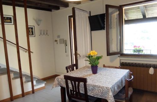 Iseo Apartment | Oxy Holiday Home