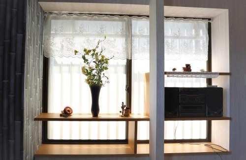 Hyakunincho Apartment | Oyado Tsuki to Kawa