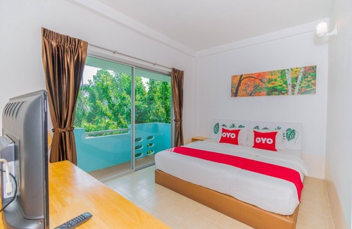 Prachuap Khiri Khan Hotel | OYO 614 Koh Lak Resort