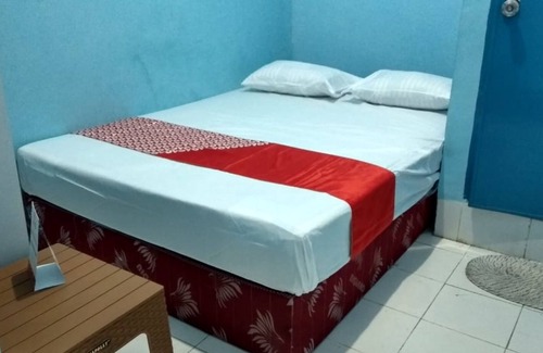 Makassar Hotel | OYO 90001 Homestay 47 Latanete Near Living Plaza
