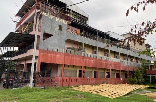 Sulawesi Hotel | OYO 93414 Wisma Ratu Syariah Near SMP Negeri 2 Watang Pulu