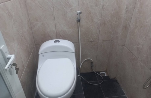 Purwokerto Hotel | OYO 94771 White House Arafah Syariah