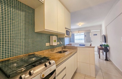Tombo Apartment | Pé na areia do Guarujá - Praia do Tombo (5-E)