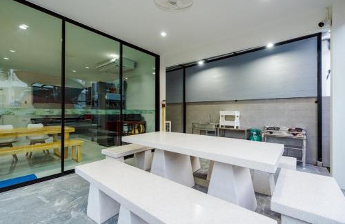 Hua Hin Villa | P Henry&App2 Poolvilla Huahin