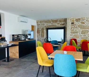 Santa Maria da Feira House | Paços de Douro - Chambre 7 et 8 Tranquillité & Élégance