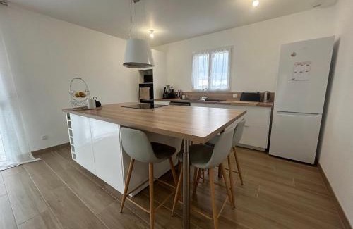 Saint-Georges-les-Baillargeaux House | Pavillon "Le Mexico" - 8 min Futuroscope