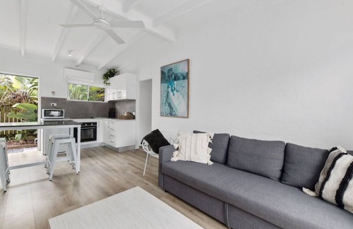 Sunshine Beach Apartment | PA3 Noosa, Sunshine Beach,private courtyard