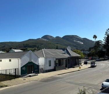 Paarl Apartment | Paarl Winelands Retreat