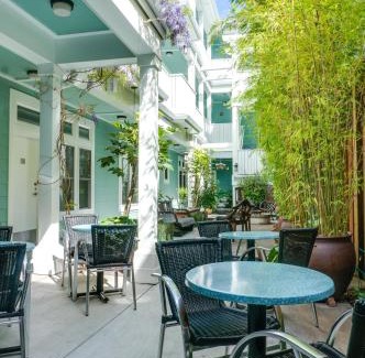Downtown Santa Cruz Hotel | Pacific Blue Inn