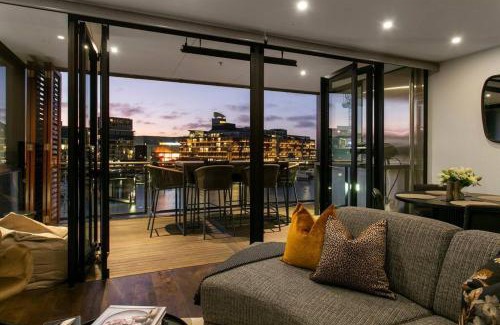 Auckland Central Business District Apartment | Pacific Residence