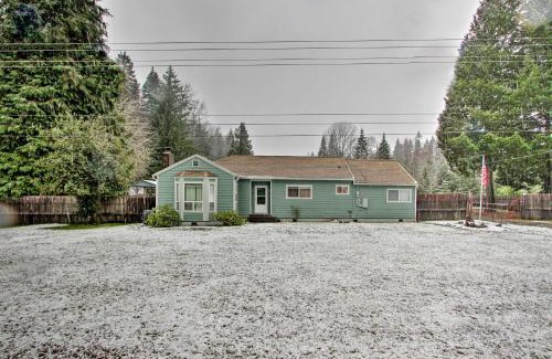 Randle House | Packwood Getaway with Game Room, Grill and Patio