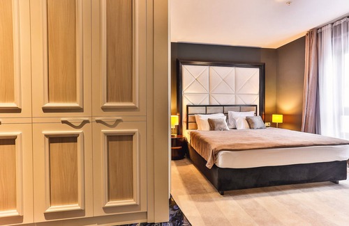 Rozino Hotel | Palacio Del Mar