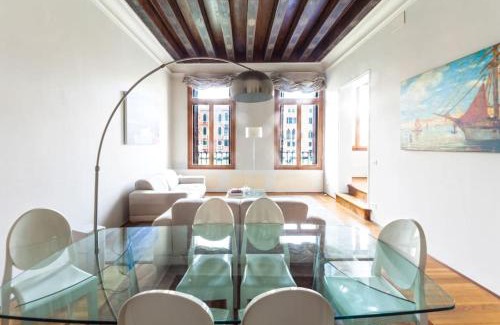San Marco Apartment | Palazzo Alverà Grand Canal