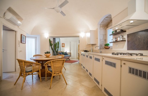 Modica Apartment | Palazzo degli Olivi - Arches and Balconies - in the monumental area of Modica