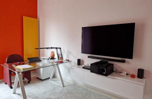 Giovinazzo Apartment | Palazzo interno 3