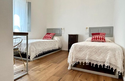 Cabras House | Palazzo Ma.Ri.Lu.