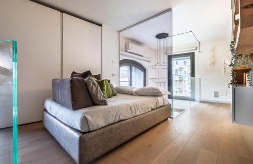 Aurora Apartment | Palazzo Reale - Hollywood Design Suite - GrandMaison
