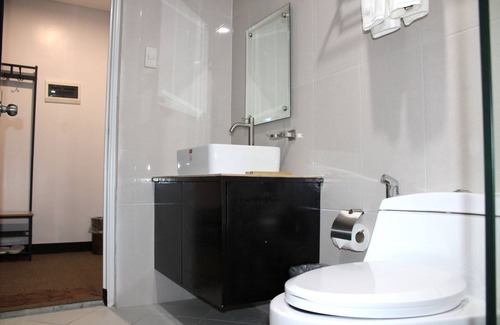 Angeles City Hotel | Palette in Angeles, Pampanga near Clark International Airport (Formerly Boss Hotel)
