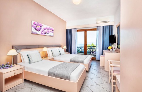 Kriopigi Hotel | Palladium Hotel