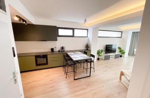 Sector 3 Hotel | Pallady Apartment