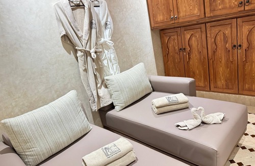 Talborjt Hotel | Palm surf&spa hotel
