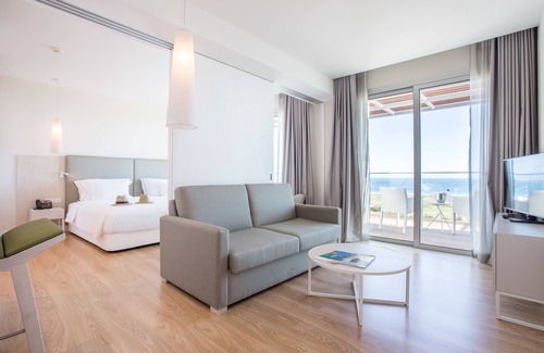 Meia Praia Hotel | Palmares Beach House Hotel - Adults Friendly
