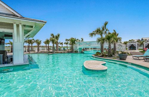 Port Aransas Apartment | Palmilla Beach Resort Sea Gate Condominiums #106