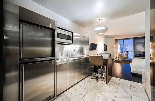 Las Vegas Hotel | Palms Place Hotel StripView