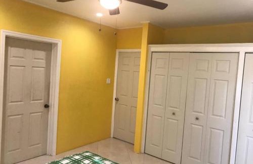 Vieille Case House | palmvillo master suit