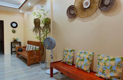 Puerto Princesa City Centre Apartment | Panari Guest House