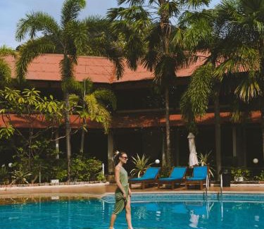 Pangkor Island Resort | Pangkor Sandy Beach Resort
