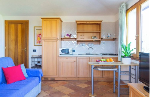 San Teodoro Apartment | Panorama Apartm,5min from the beach, pool wifi air-co BBQ garden Costa Smeralda