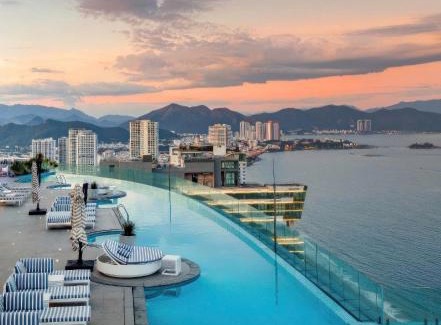 Tran Phu Beach Apartment | Panorama Beach Pearl Condotel