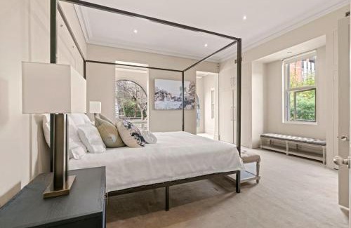 Kirribilli House | Panorama Firework View - Classic 4-Level Terrace Style Living in Kirribilli !