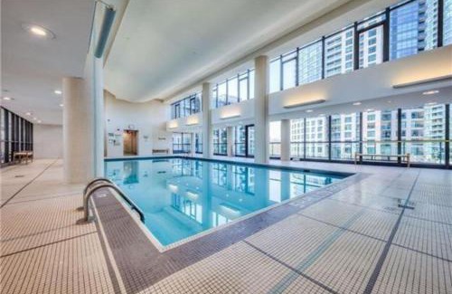 Fort York Apartment | Panorama Luxe Suites - Prime Downtown Location