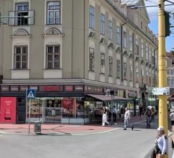 Graz City Centre Apartment | Panorama Schlossberg & Jacuzzi