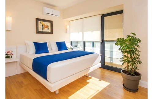 New Boulevard Hotel | Panorama Sea View Orbi City Aparthotel