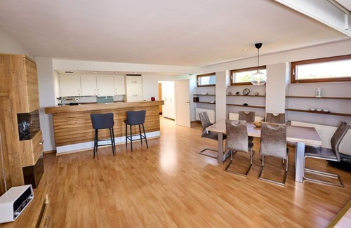 Daun Apartment | PanoramaSicht - Daun from above - 4-bed vacation apartment shower/WC, 2 bedrooms