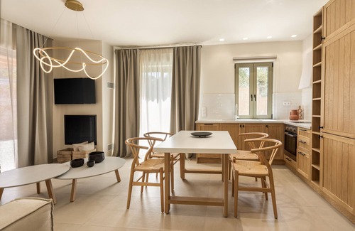 Kavallos Villa | PAPADRIA VILLAS as featured in THE TIMES - Modern Luxury Getaway nr Kathisma