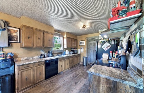 Deadwood House | Papas Cabin and Hunting Lodge Deadwood